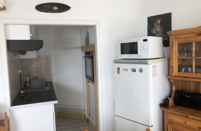 T2 meublé avec belle vue mer et arrière pays — photo 4