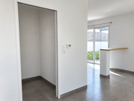 A LOUER : Maison 4 pièces avec garage et jardin   Les Sables — photo 4