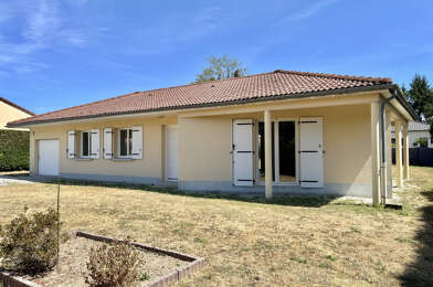 Maison 5 pièces 925 €