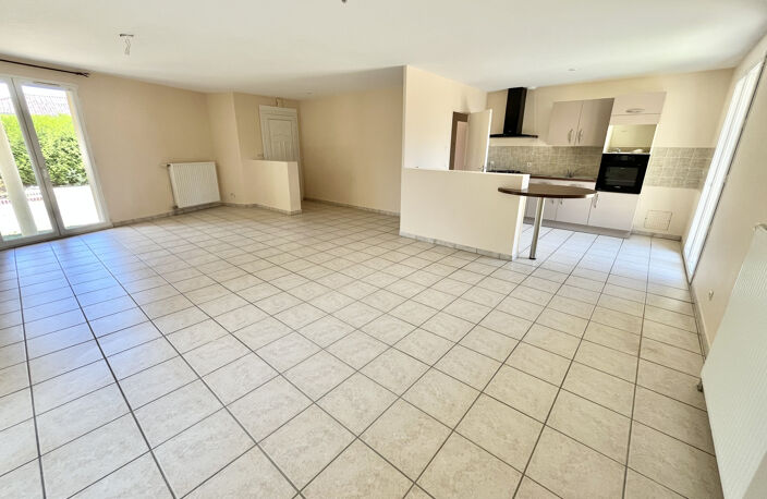 A louer maison à COUZEIX - Plain pied de 99 m2 - 3 Chambres — photo 4