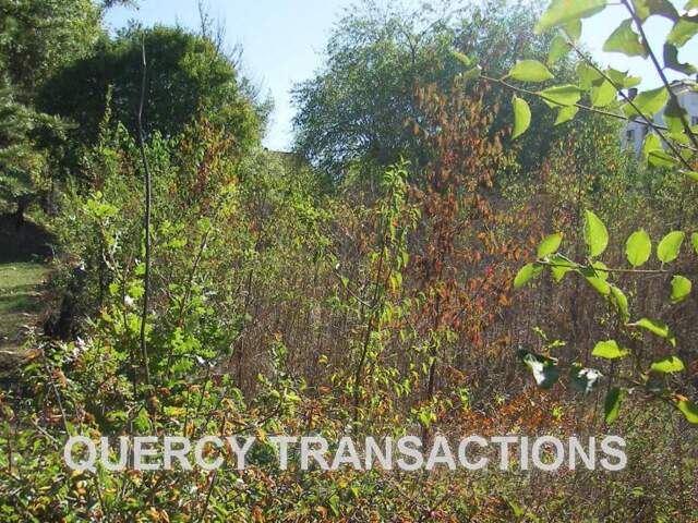 Terrain constructible — photo du bien