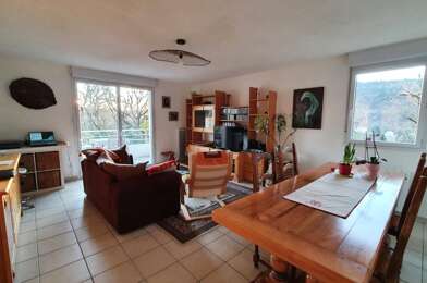 Appartement 4 pièces 161250 €