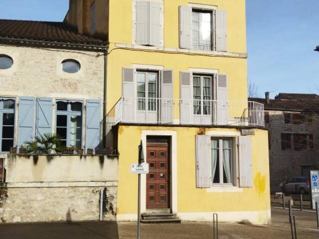 Cahors centre ville maison T5 — photo du bien