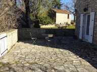 Propriété en pierre avec dépendances — photo 4