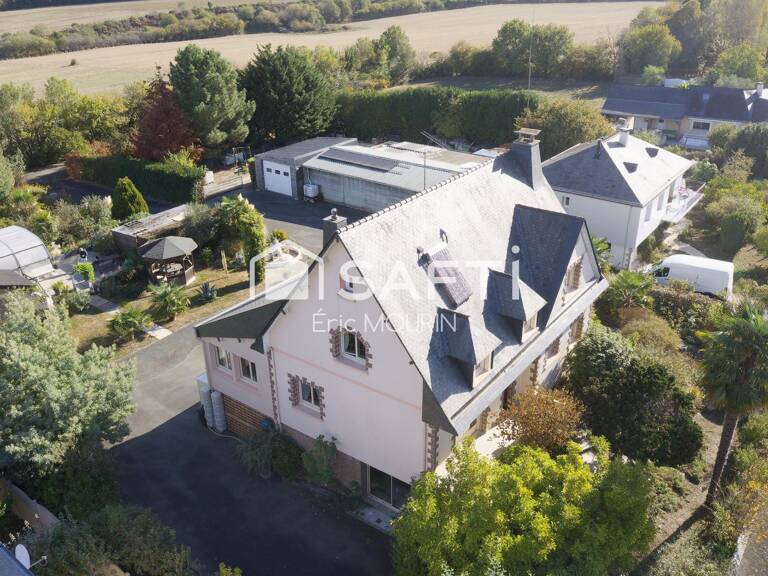 Cette grande Maison familiale avec un hangar professionnel. — photo 1