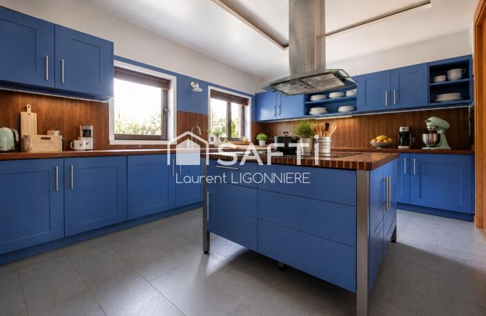 Villa d'architecte avec piscine intérieure de 320 m2 — photo 5