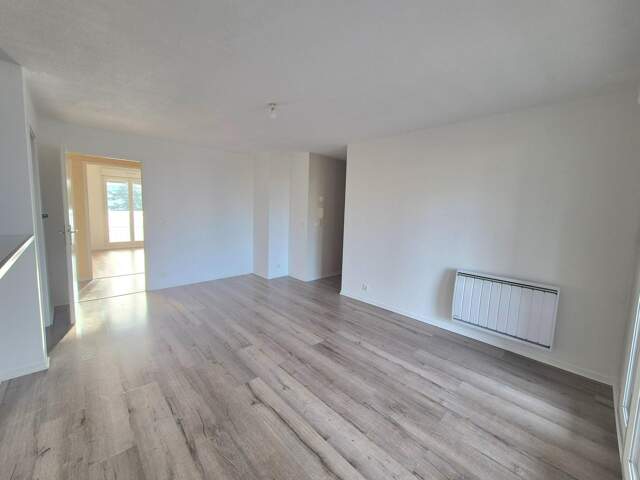 appartement type f3 avec ascenseur — photo du bien