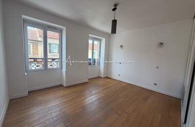 Triplex avec exterieur — photo du bien