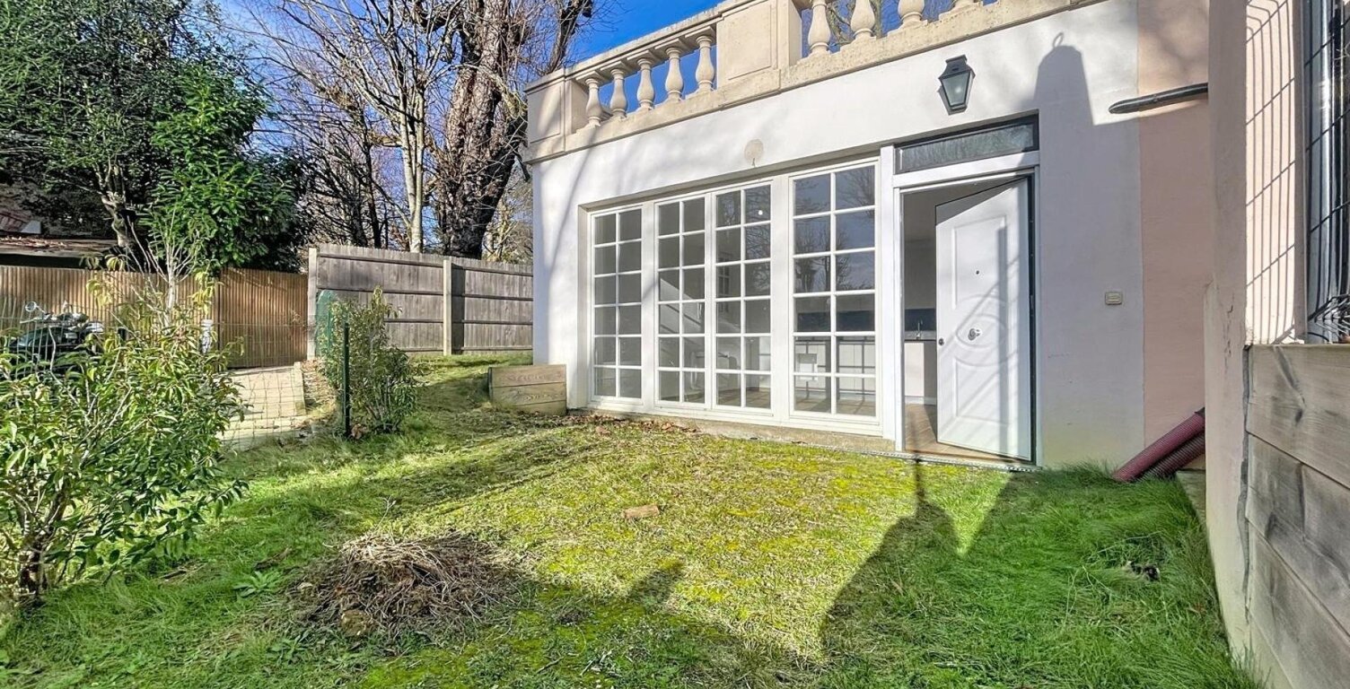 Appartement neuf avec jardin et parking  Vaucresson — photo 1