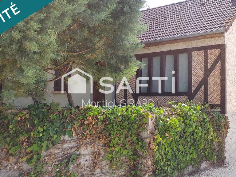 Maison avec jardin à Mehun sur Yèvre — photo 1