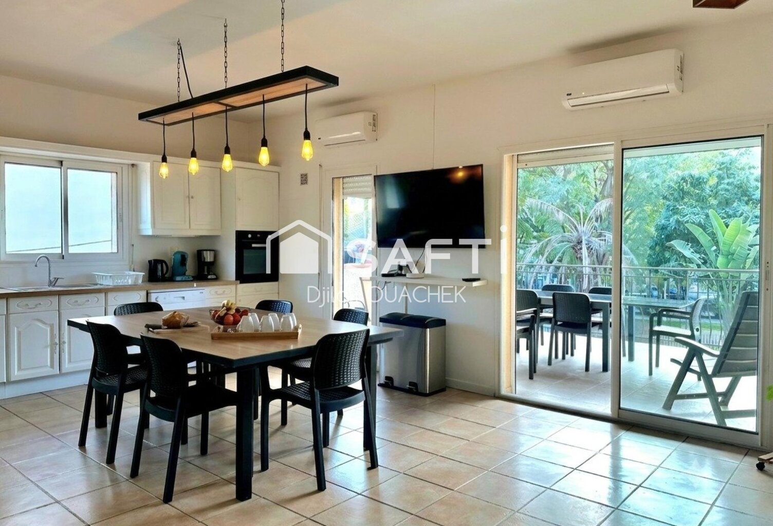Immeuble de rapport 5 pièces de 260m² — photo 1