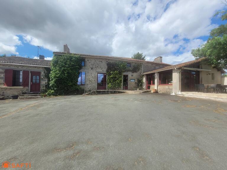 Restaurant et Hébergements dans un cadre verdoyant — photo 1