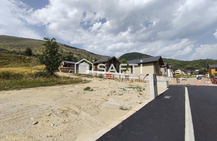 Terrain constructible 3 faces dans petit lotissement — photo 2