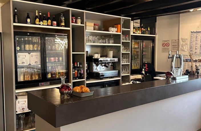 Bar-restaurant routier avec parkings PL — photo 2