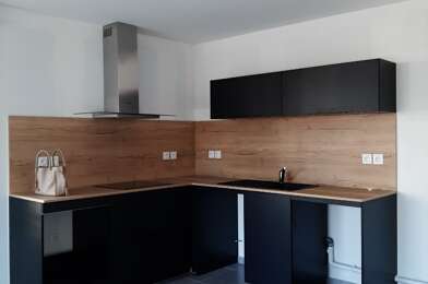 Appartement 3 pièces 975 €