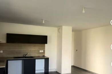 Appartement 3 pièces 949 €
