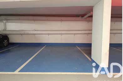 Garage  24000 €