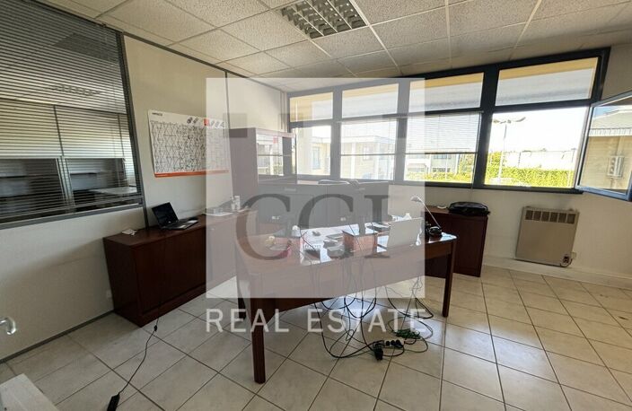 BUREAUX à LOUER — photo 5