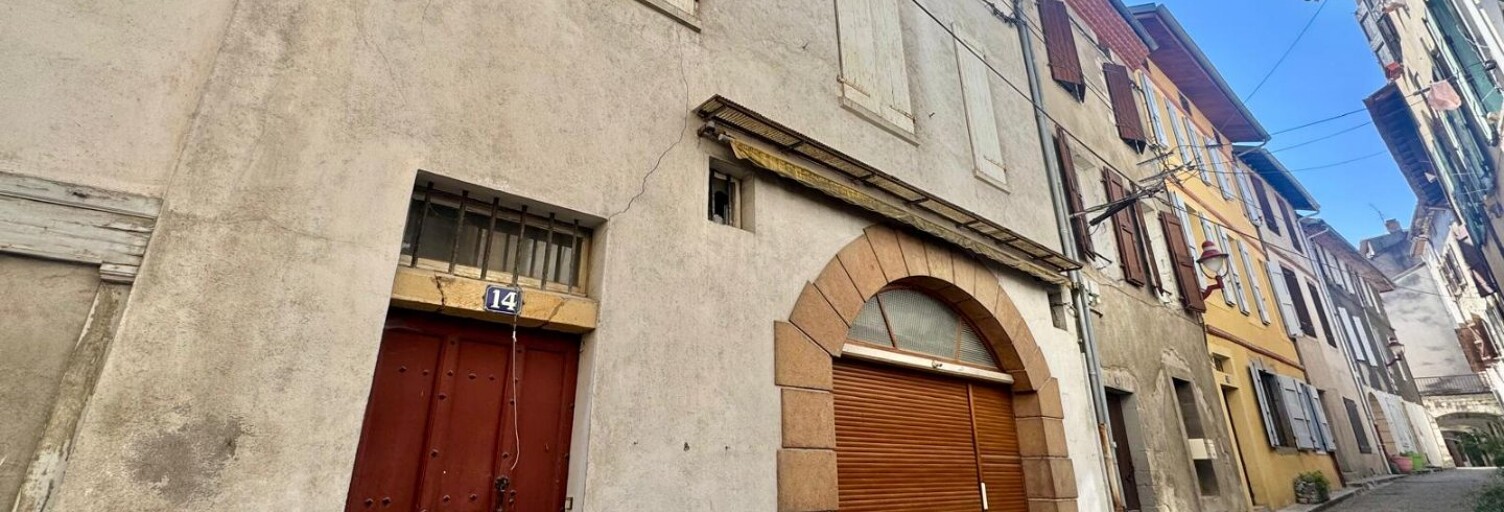 Maison 8 Pièces 241 m² à vendre à Tarascon-sur-Ariège (09400)