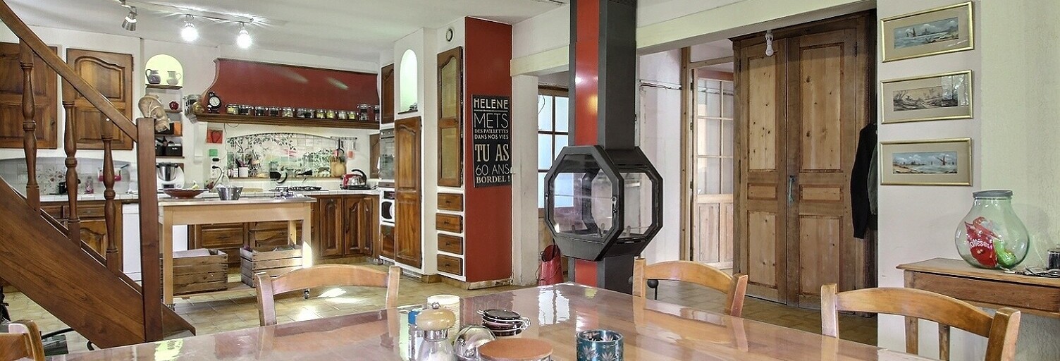 Maison 7 Pièces 195 m² à vendre à La Cadière-d'Azur (83740)