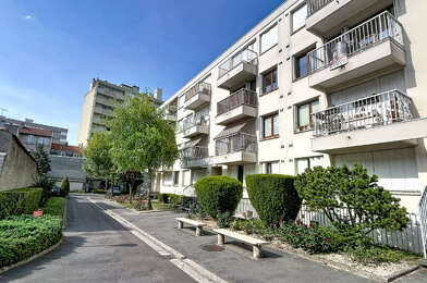 Appartement 3 pièces 880 €
