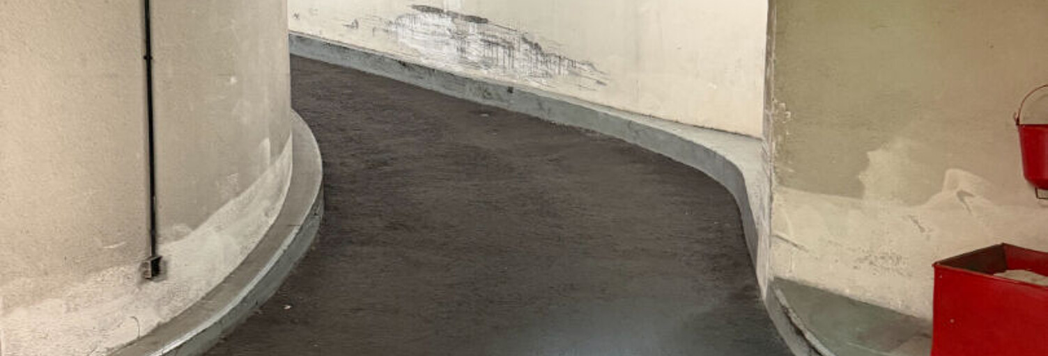 Garage   m² à vendre à Paris 9 (75009)