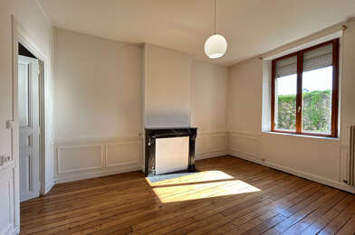 Appartement 3 pièces 802 €