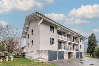 Appartement 4 pièces 215000 €