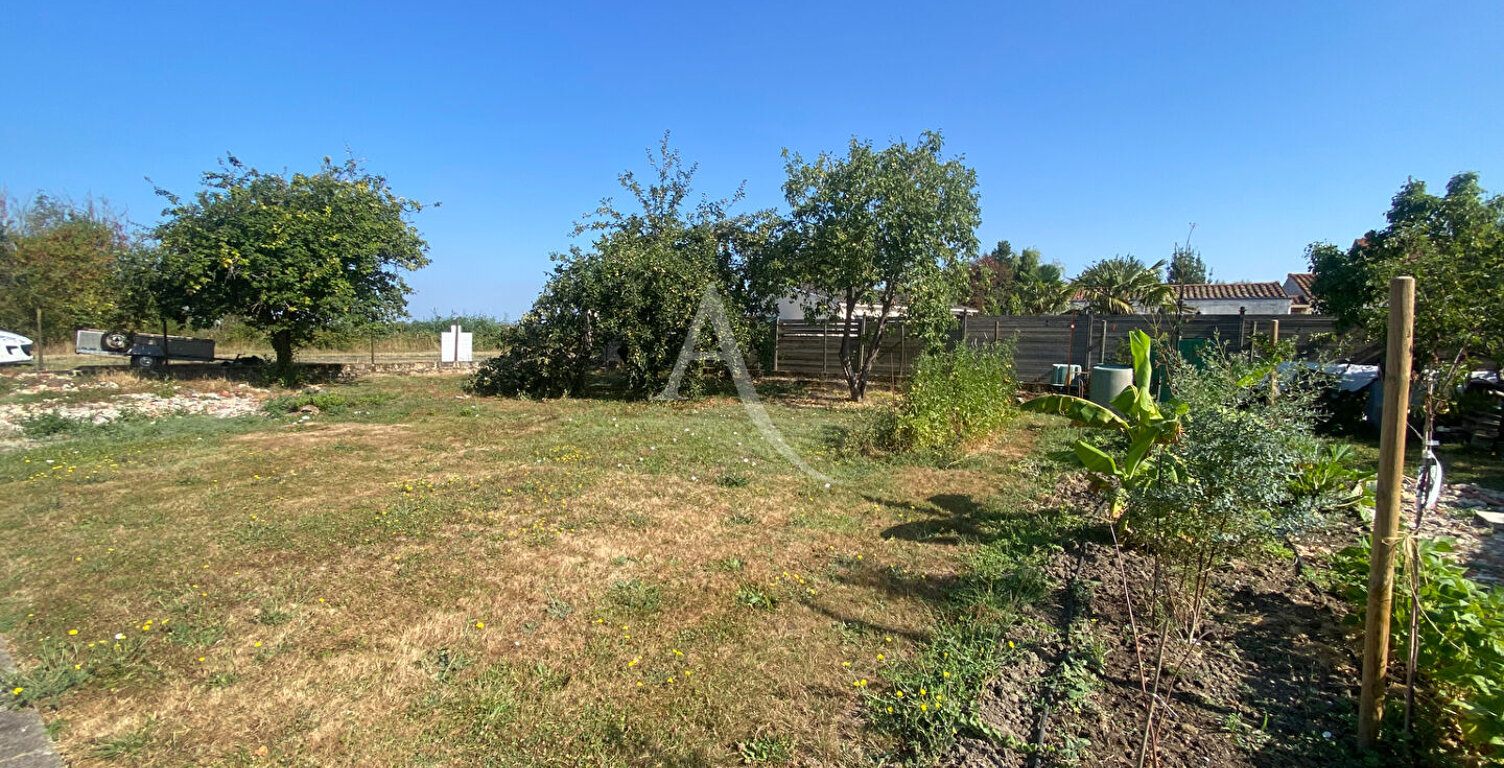 Terrain Rochefort 250 m2 — photo 1