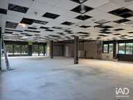 Location Local d'activités 380 m&sup2; — photo 3