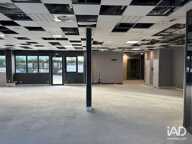 Location Local d'activités 380 m&sup2; — photo 4