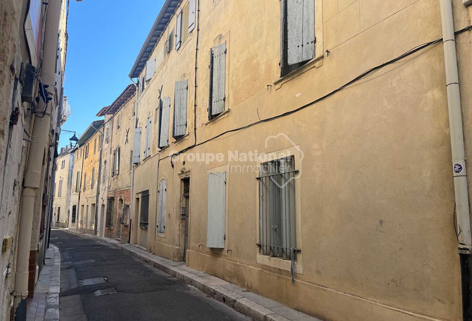 Immeuble 6 appartements loués Tarascon — photo 1
