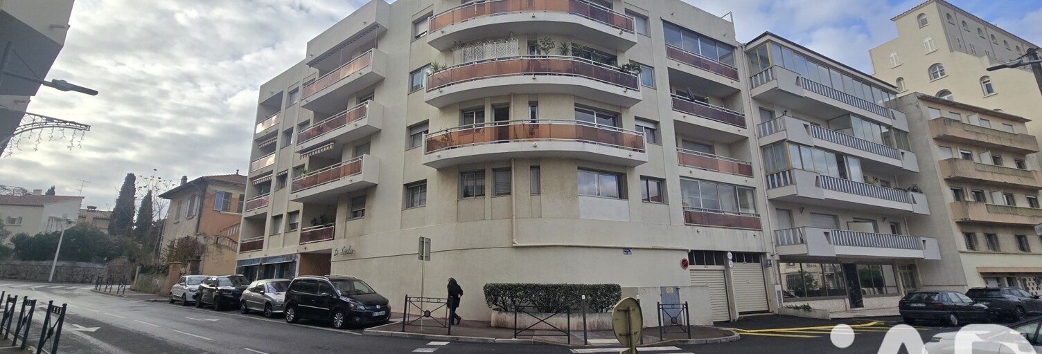 Garage  14 m² à vendre à Saint-Raphaël (83700)
