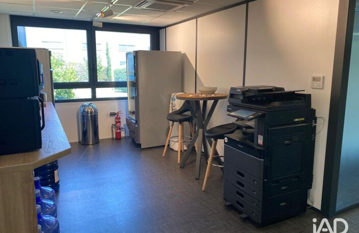 Location Bureaux 25 m&sup2; — photo 2