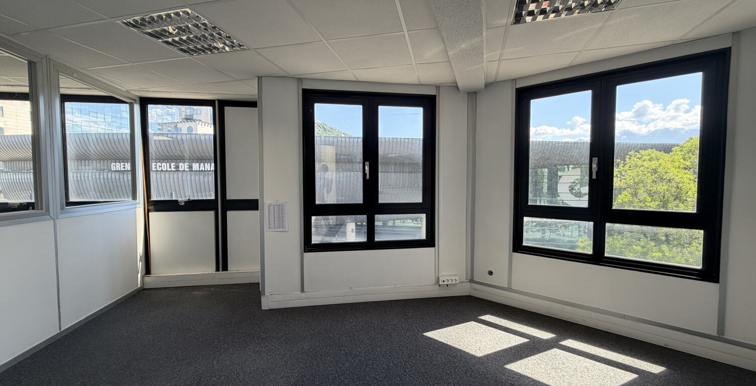 Bureaux 107 m2 — photo 1