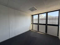 Bureaux 107 m2 — photo 4