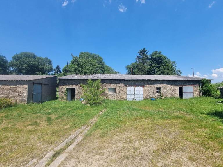 Longère pierre 110 m² à rénover, terrain 1600 m² — photo 1