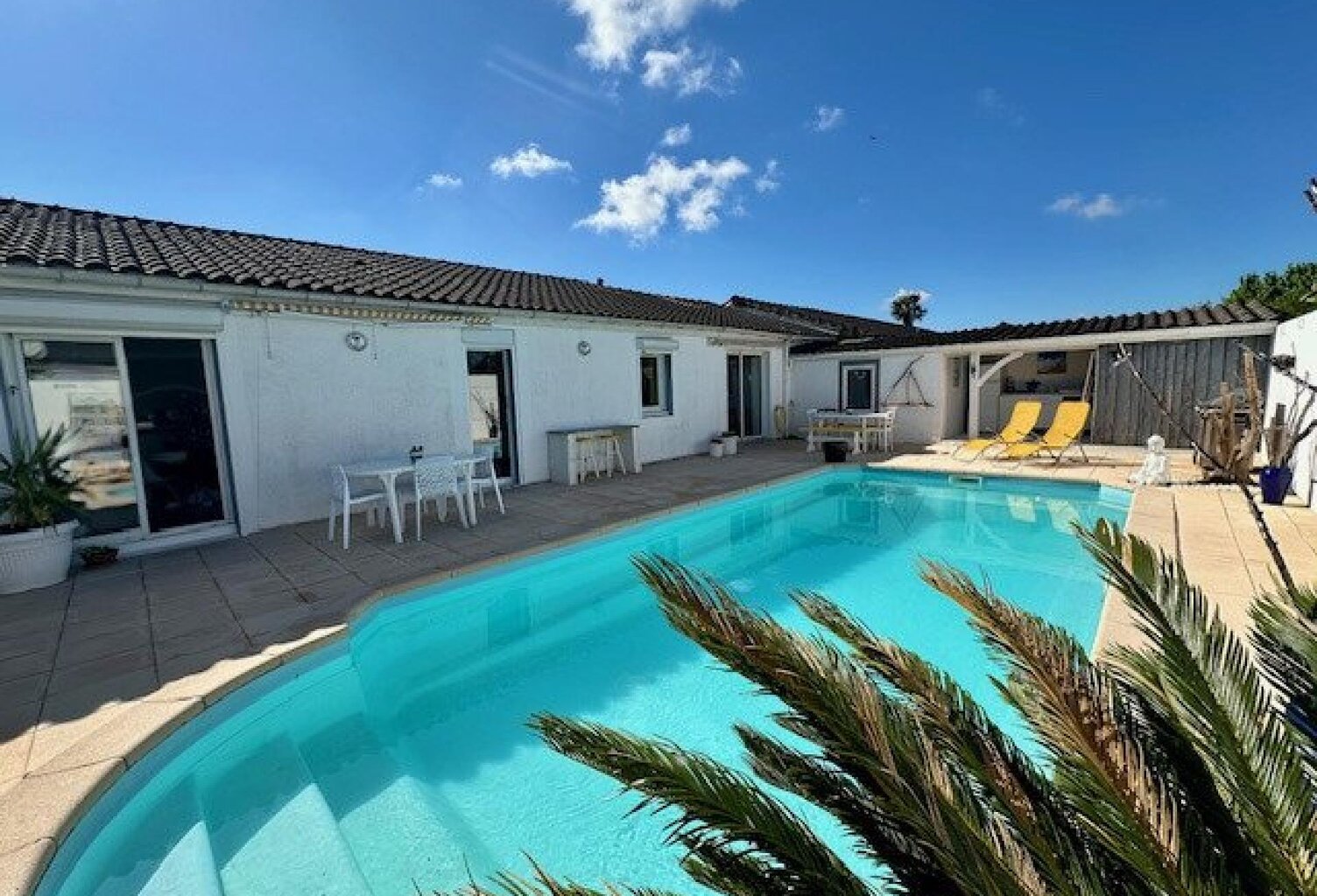 FROUZINS - Belle maison avec piscine et garage, coup de coeur ! — photo 1