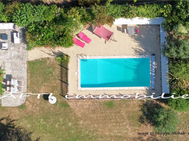 Maison de charme de 140m2 sur 1600m2 de terrain arboré et paysagé / vue panoramique sur la vallée de la Seine / 4 chambres / piscine chauffée  / dépendance — photo 1