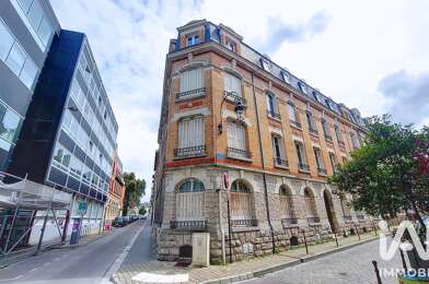 Appartement 5 pièces 1050 €