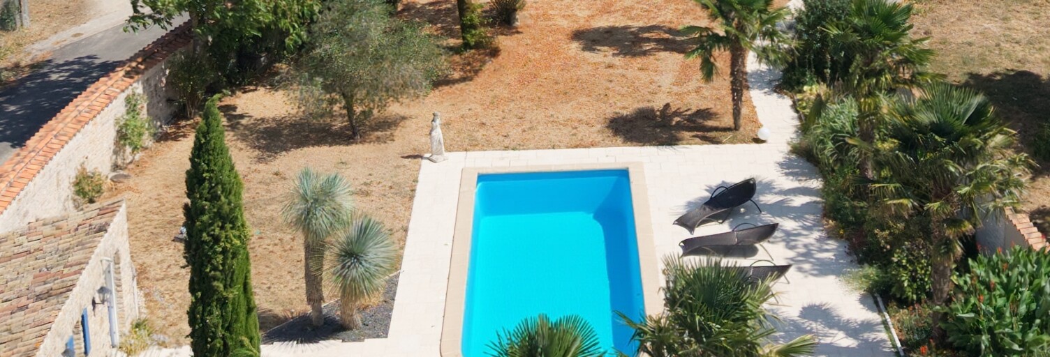 Maison 7 Pièces 250 m² à vendre à Vanzay (79120)