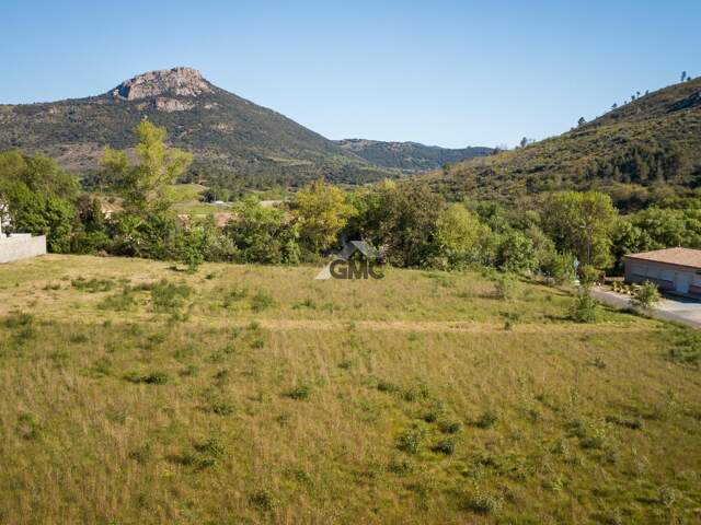 Terrain en lotissement — photo du bien
