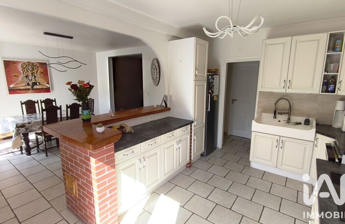 Vente Maison/villa 7 pièces — photo 2