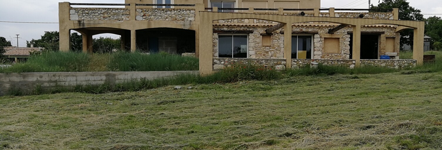 Maison 5 Pièces 235 m² à vendre à Montagnac-Montpezat (04500)