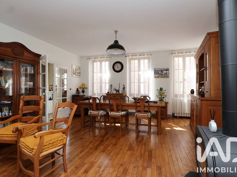 Vente Maison/villa 8 pièces — photo 1