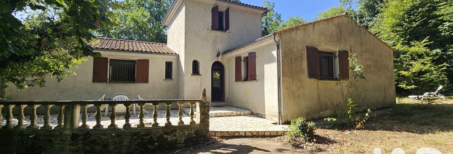 Maison 6 Pièces 135 m² à vendre à Saintes (17100)