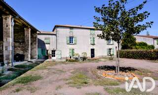 Maison 6 Pièces 242 m² à vendre à Cherveux (79410)