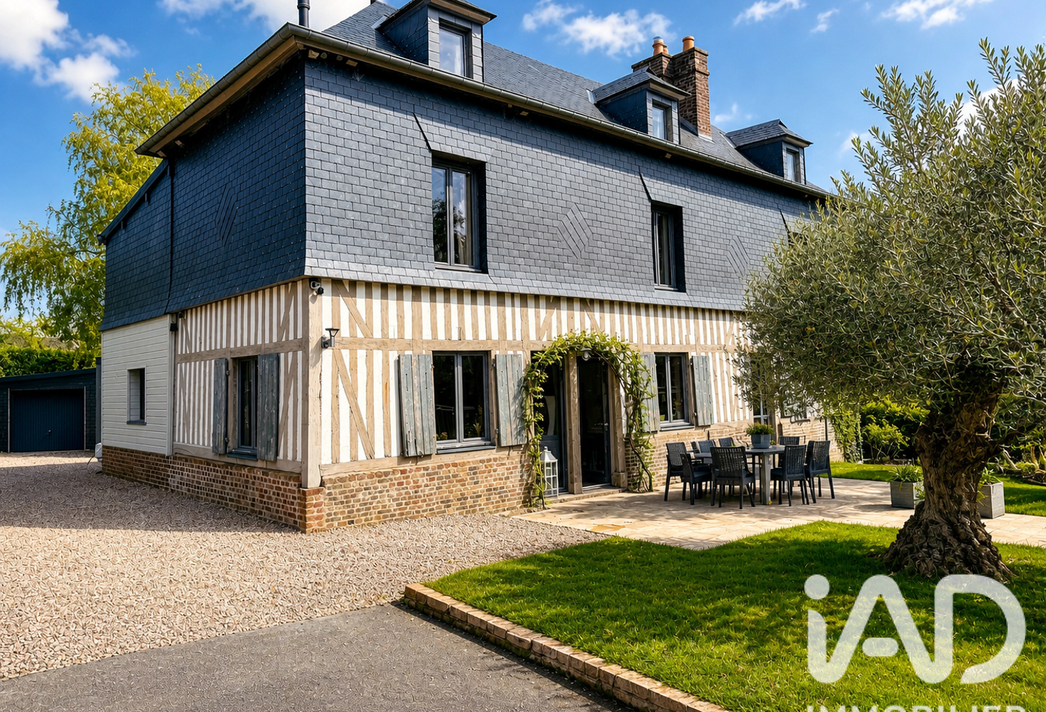 Vente Maison/villa 10 pièces — photo 1