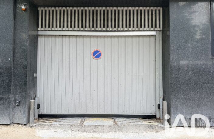Vente Garage 200 m&sup2; — photo 5