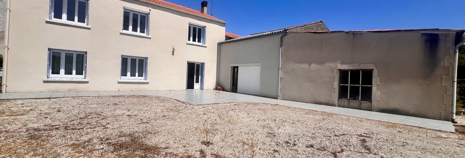 Maison 5 Pièces 114 m² à vendre à Bouhet (17540)